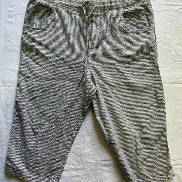 Short Blanco de rayas Negras Talla 14