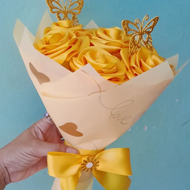 Ramo de rosas eternas