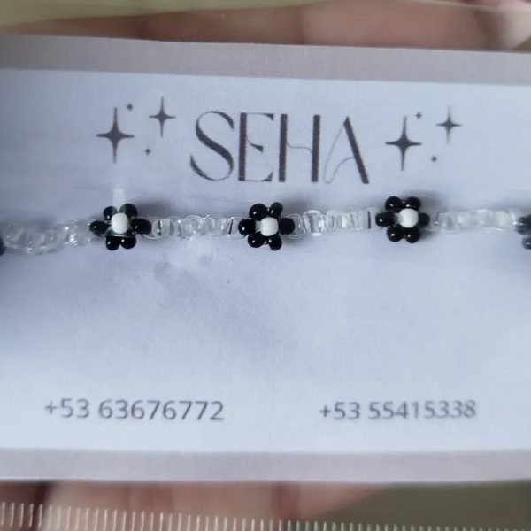 Pulsera de mostacillas negras