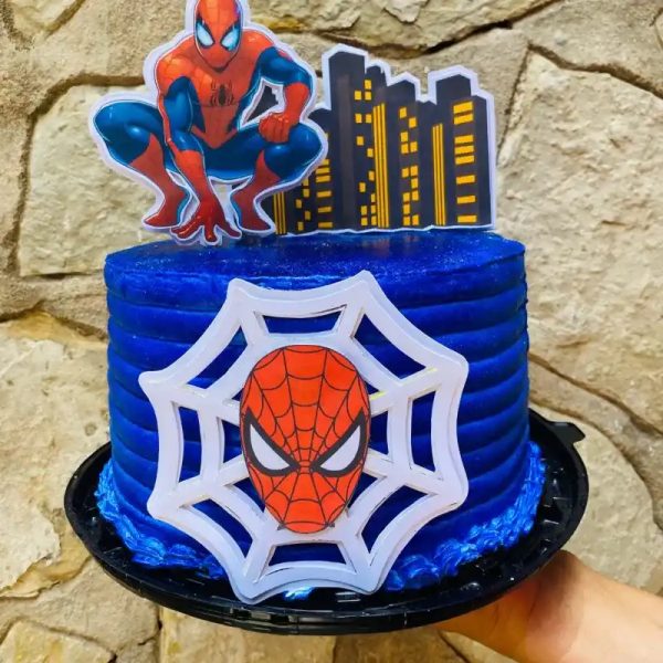 Cake doble altura + temática