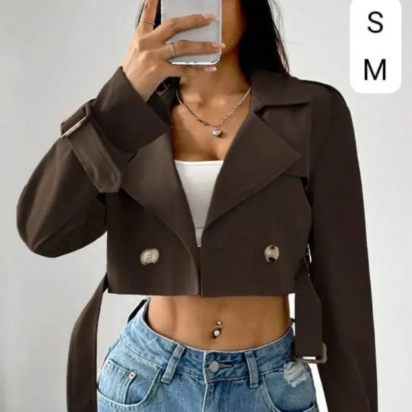  Blazer Cropped Marrón – Fuerza visual con elegancia urbana