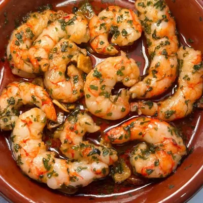 CAMARONES AL AJILLO