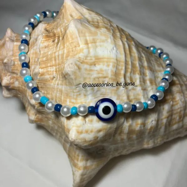 Collar de perlas y cuentas 