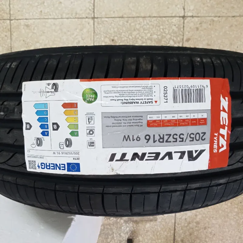 Neumatico 205/55ZR16