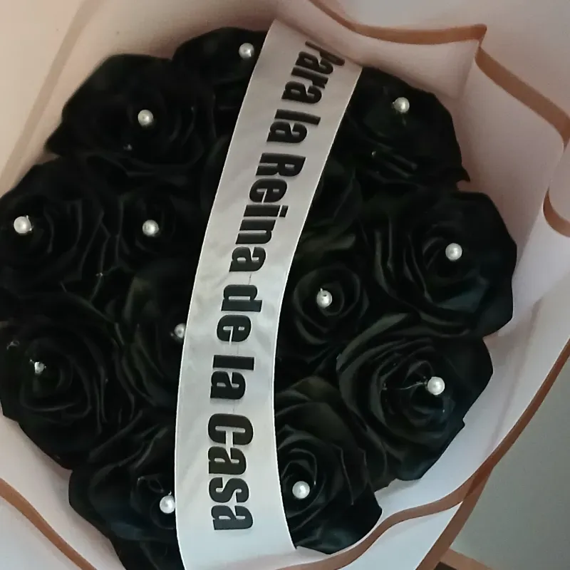 RAMO DE FLORES ETERNAS 