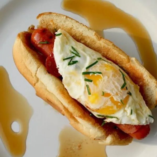 Hot Dog con Huevo