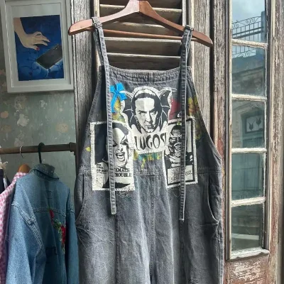 Overall mono denim con parches