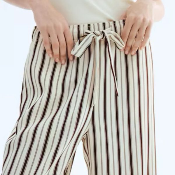 Pantaloneta de líneas