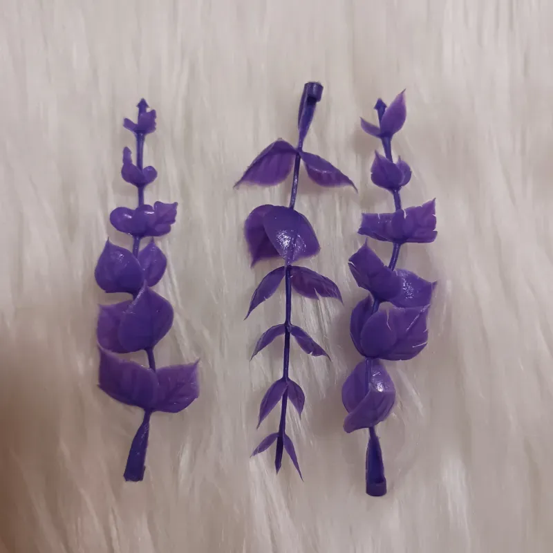 Follaje artificial púrpura