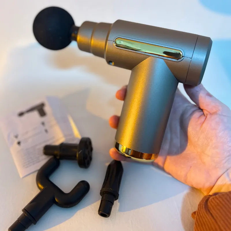 Pistola masajeadora inalámbrica