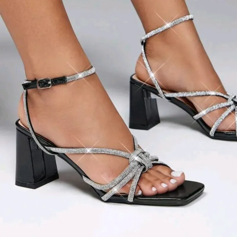  Zapatos de tacón — Negro