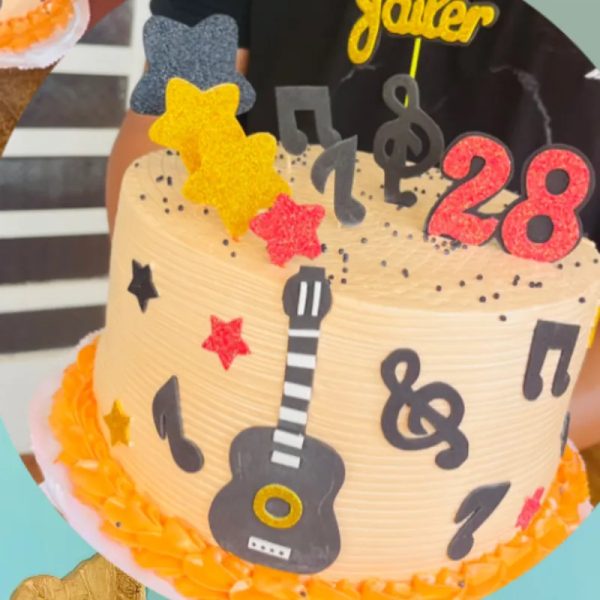 Kake con accesorios