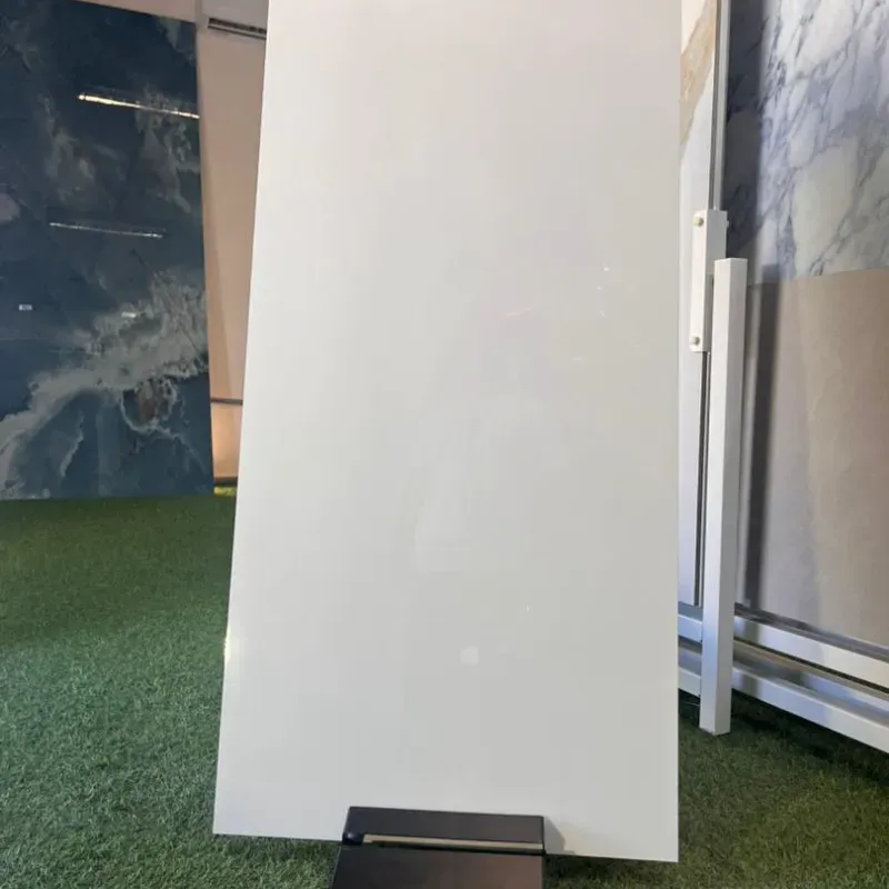 Losa de Porcelanato 60x120 (PLAIN WHITE)