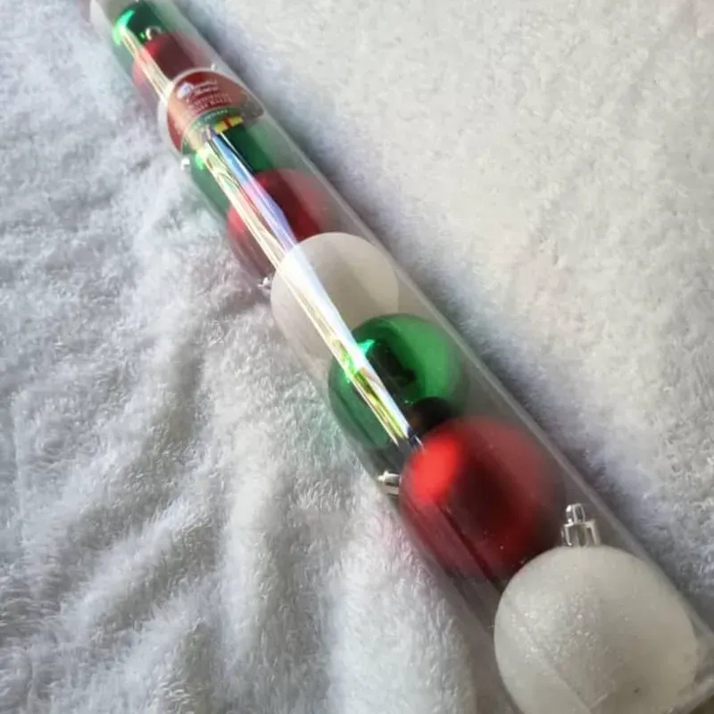 ‼️Set de 12 bolas para arbolito ‼️  3 colores