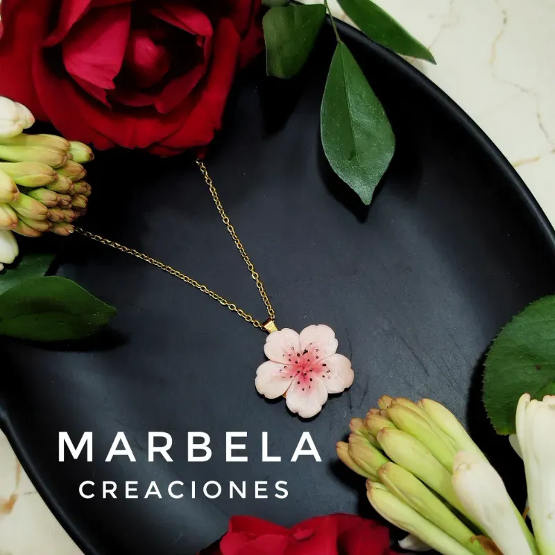 ✨Cadena de Sakura Rosa Perlada✨