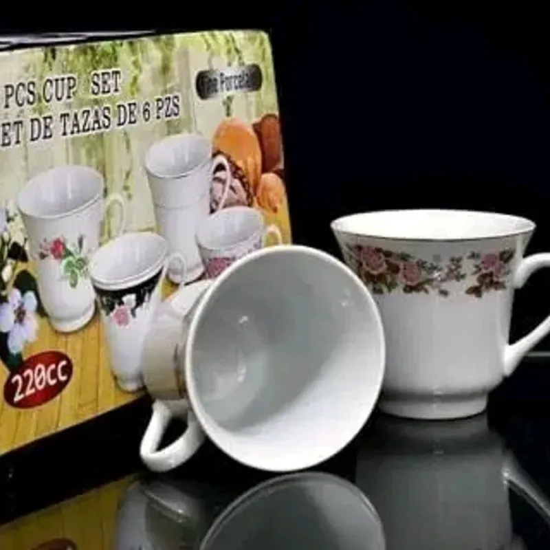 Juego de tazas de porcelana