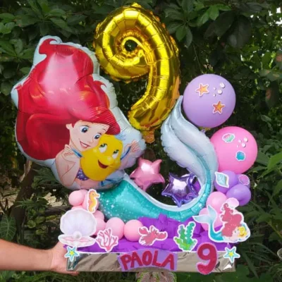 Caja sorpresa para niñas con globos