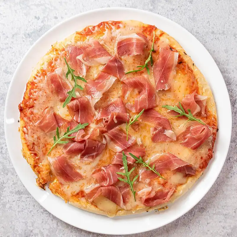 Pizza con Jamón Serrano