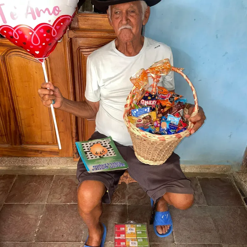 Abuelito feliz 