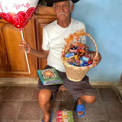 Abuelito feliz 