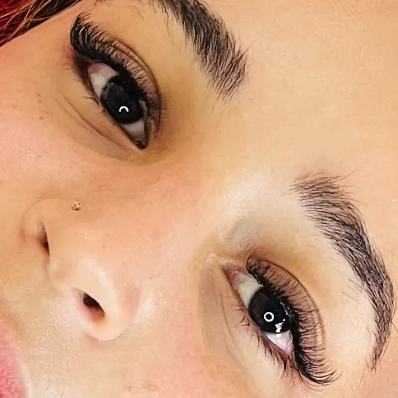 Pestañas pelo a pelo Híbridas