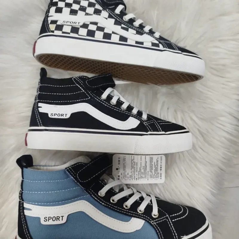 Tenis estilo VANS
