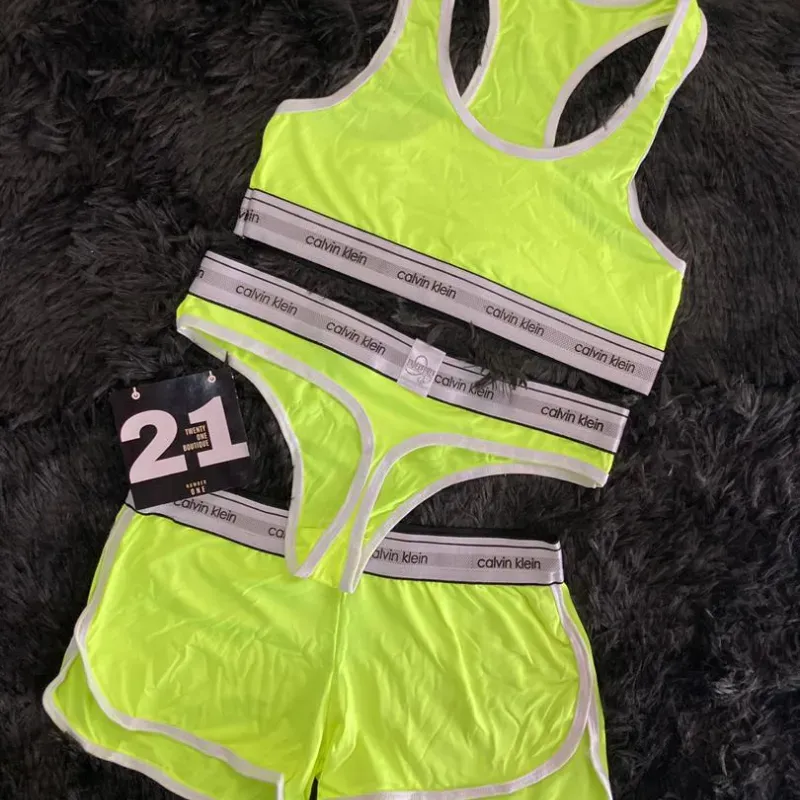 Set de tres piezas Calvin Klein