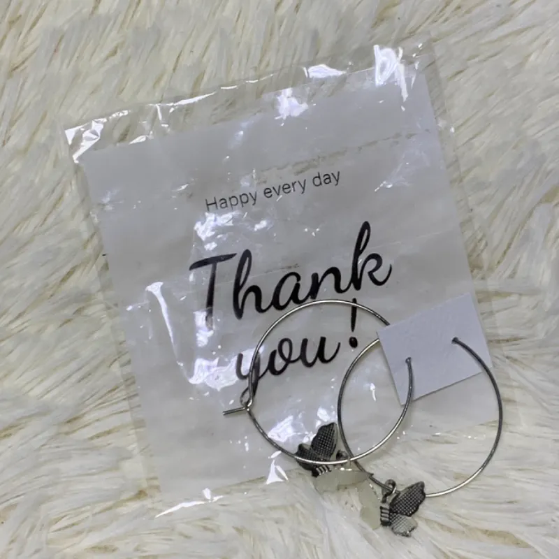 Aretes plateados, modelo #2. 