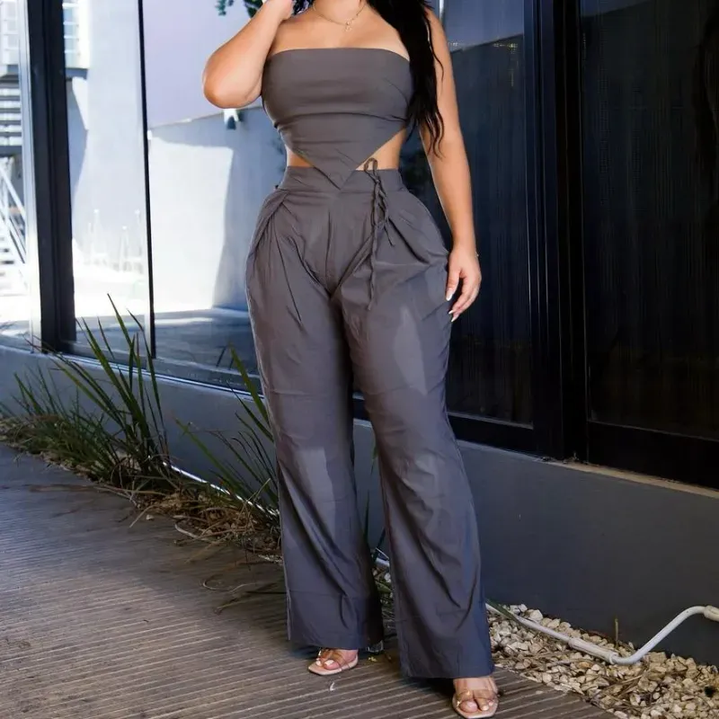 Blusa sin tirantes + pantalon