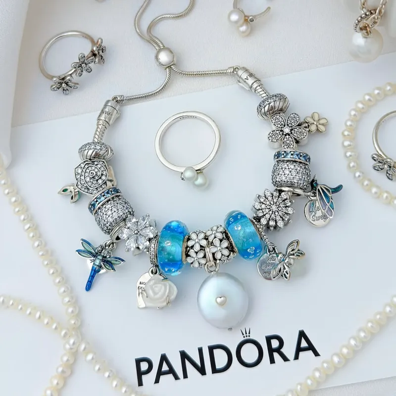 Pulsera armada temática azul