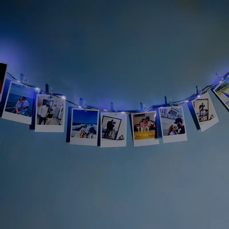 Tendedera de fotos con luces