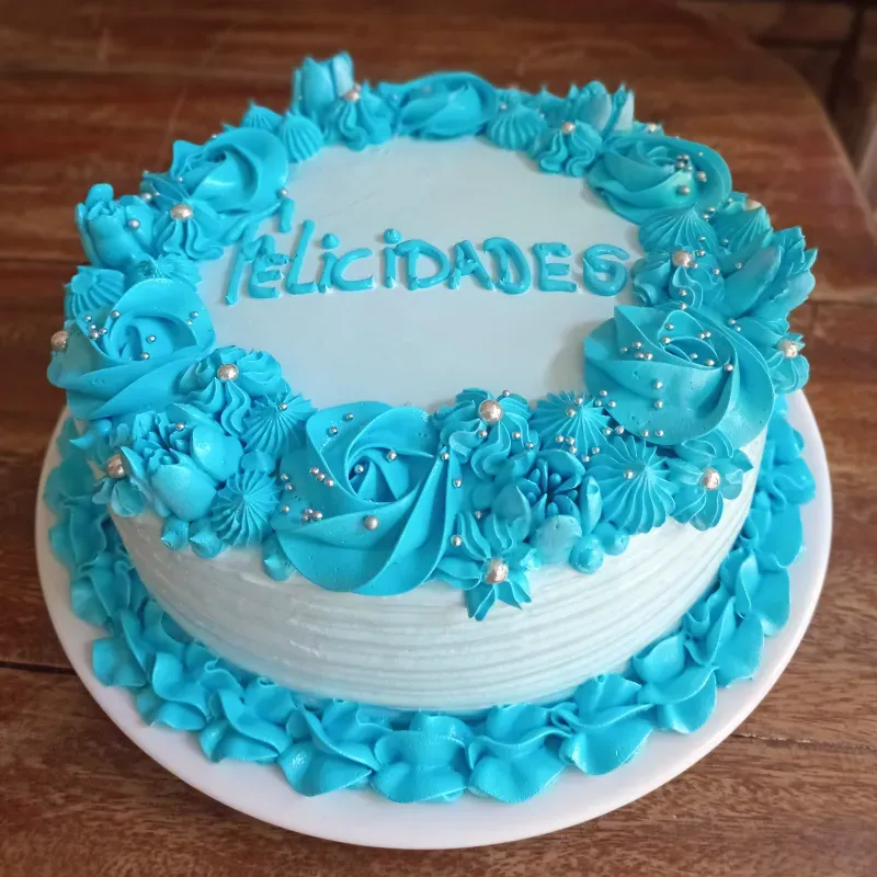 Cake 22cm relleno de leche condensada