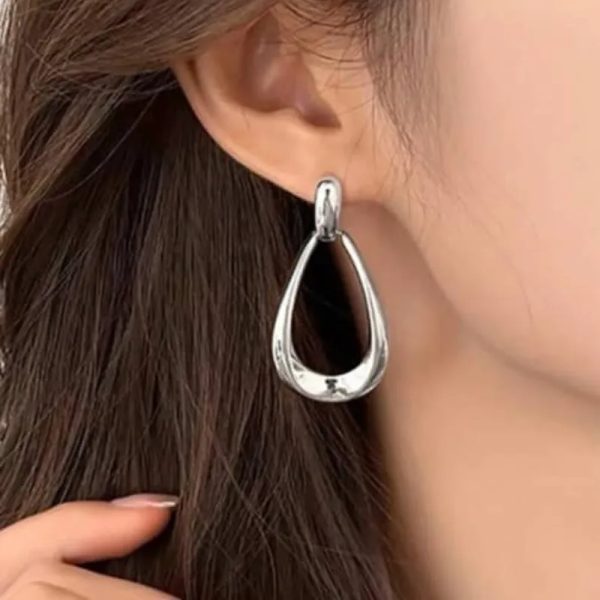 Aretes elegantes plateados