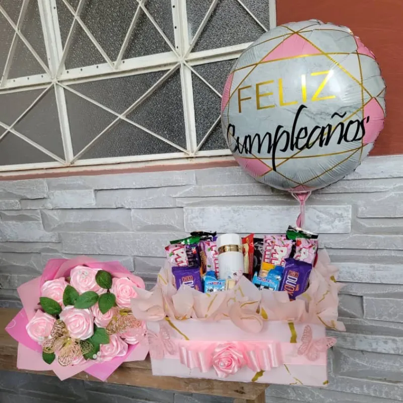 ✨Regalo + Ramo de Flores Eternas✨