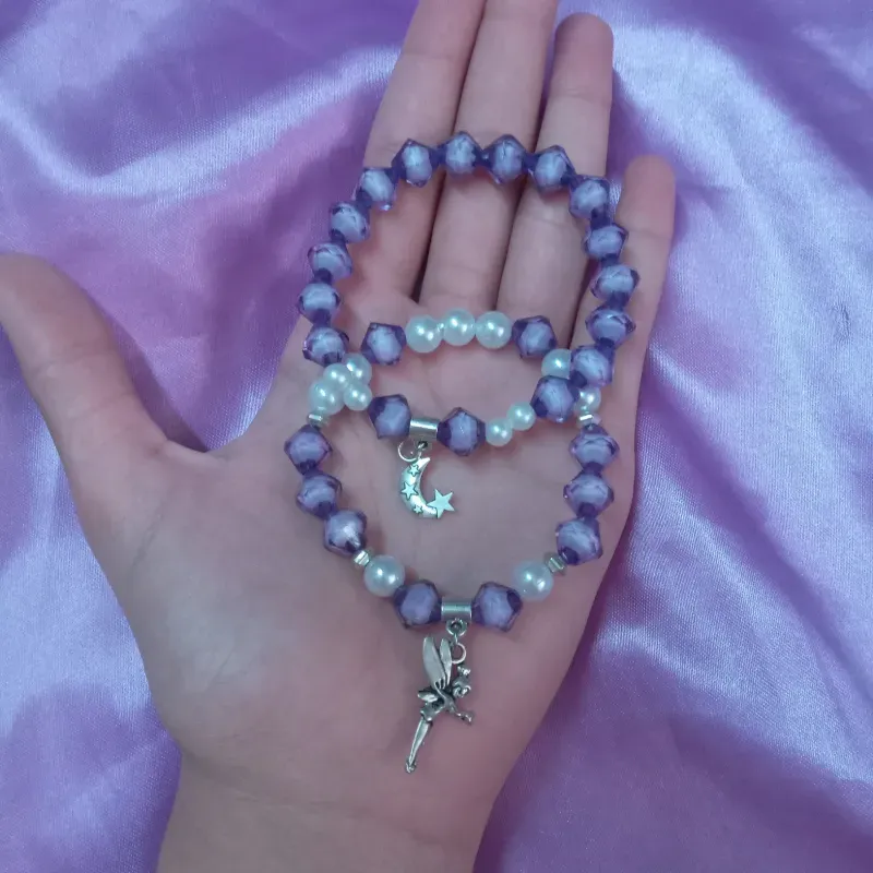 Pulseras elásticas moradas