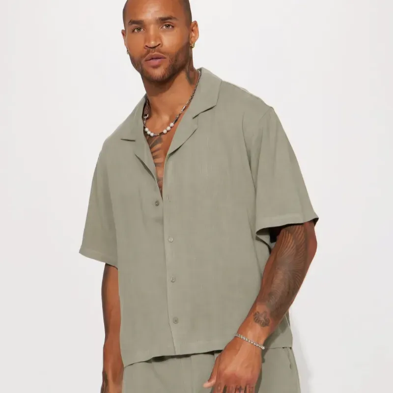 Camisa de hilo verde 