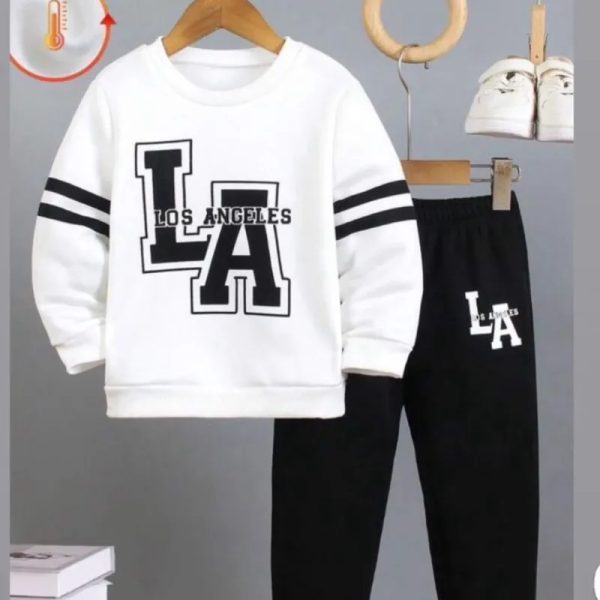 Conjunto de suéter y pantalón