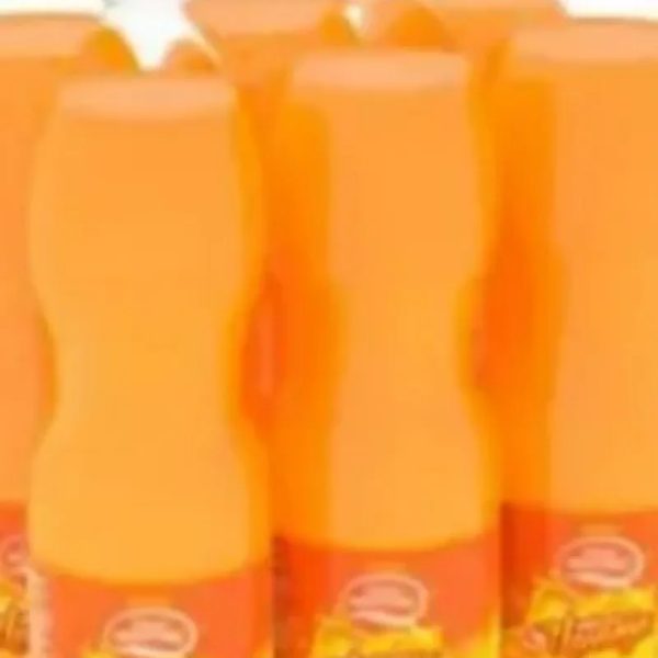 Caja de Pomos de Refresco