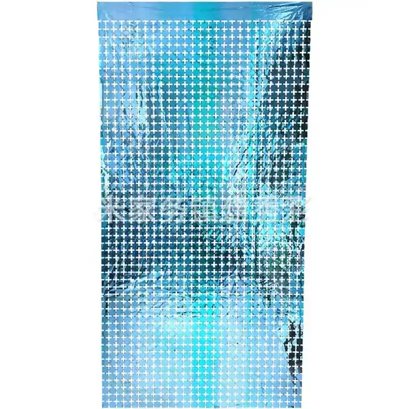 Cortina de cuadros azul claro