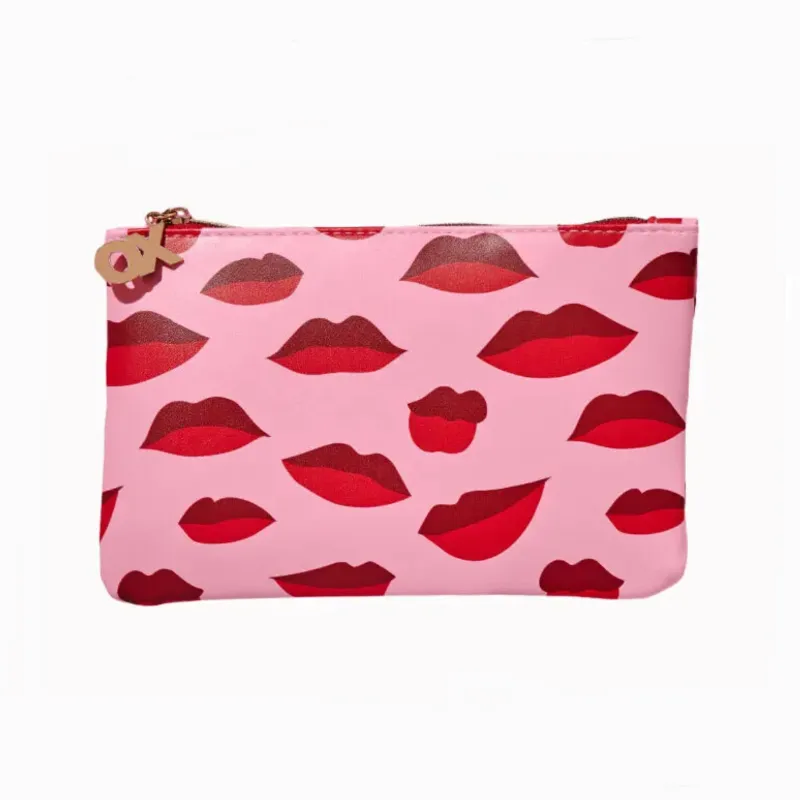 Cosmetiquera/ Bolsa de Maquillaje con Besitos