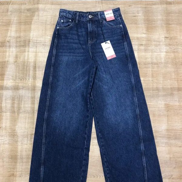 Pantalón de pata ancha mezclilla oscura