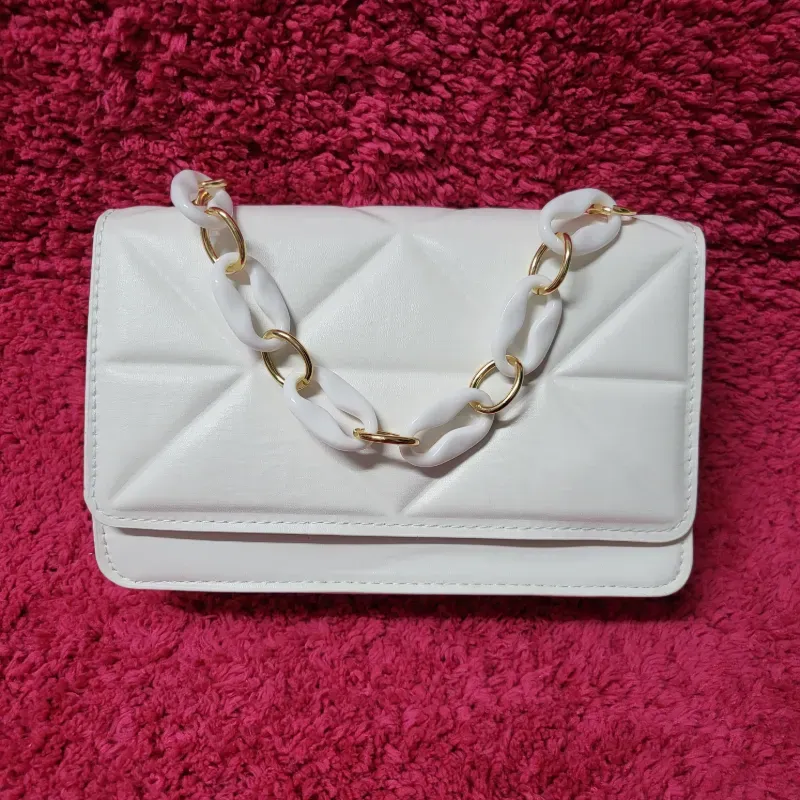 Cartera blanca ✨️