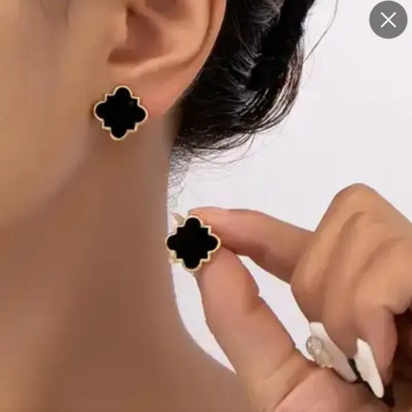 Aretes
