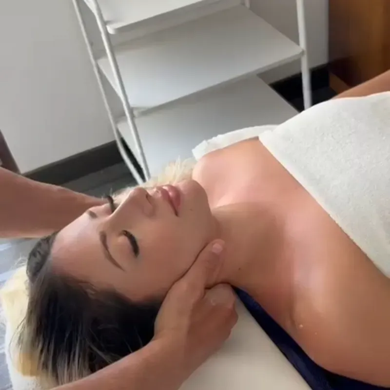 Masaje corporal + facial  60 min