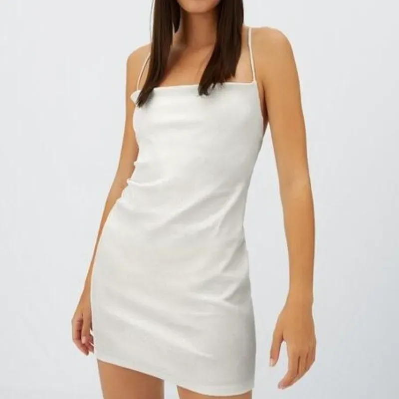 Vestido Blanco STRADIVARIUS