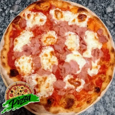  Pizza de Jamón y Queso