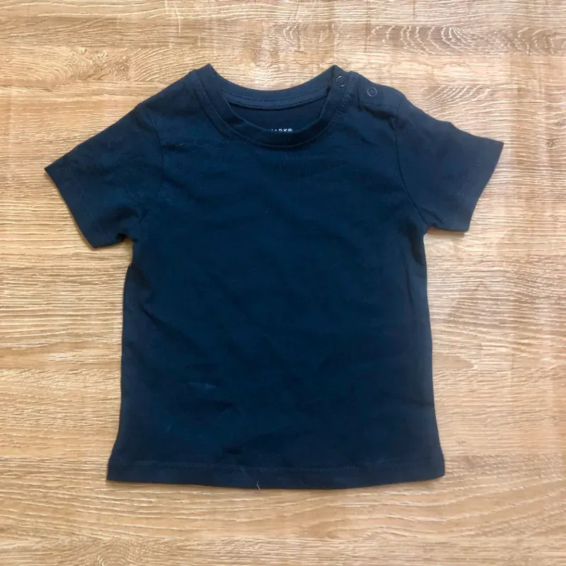 Pulóver color azul oscuro