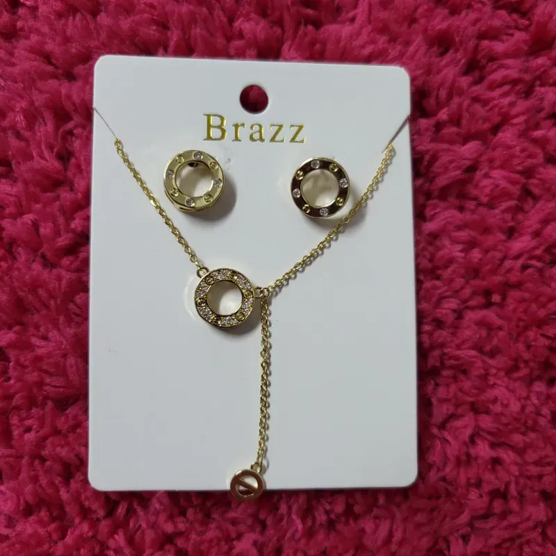 Set de cadena y aretes