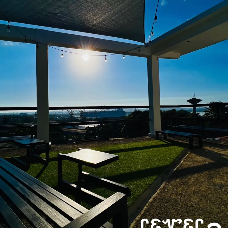 Terraza con Vista a la Bahía 