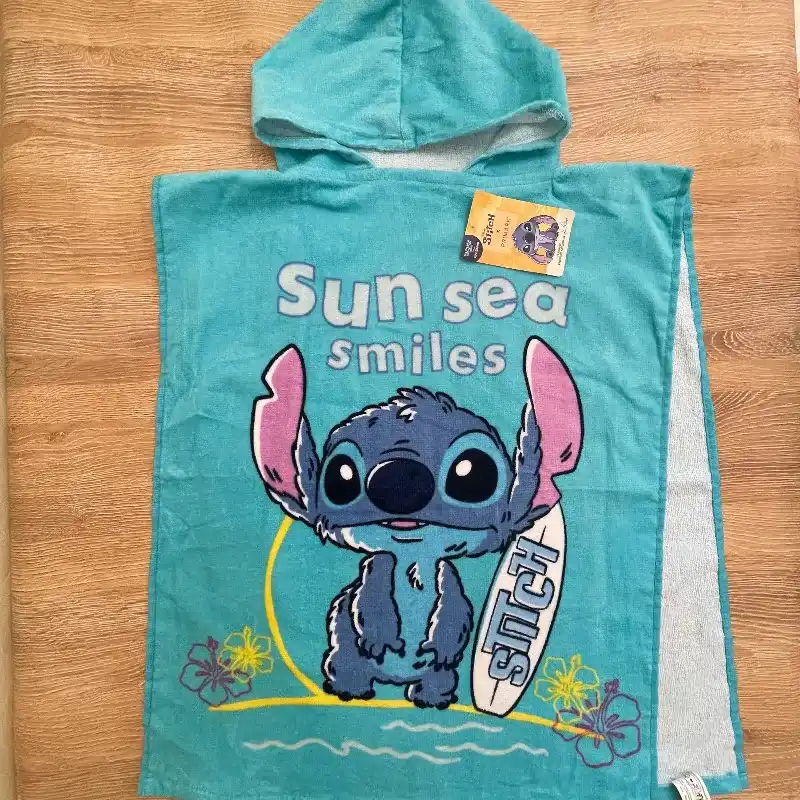 Toalla con gorro de Stitch